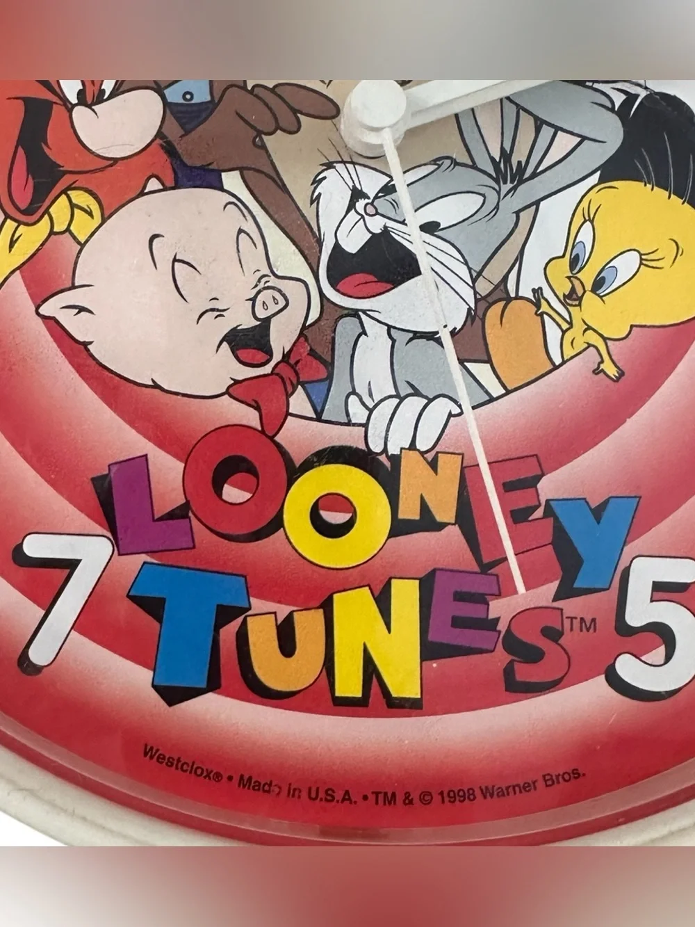 Looney Tunes Westclox Wall Clock. Bugs Bunny Sylvester Tweety Taz Porky Pig 1998